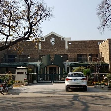 Welcome Guest House Islamabad Esterno foto