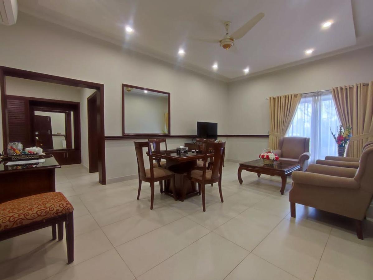 Welcome Guest House Islamabad Esterno foto
